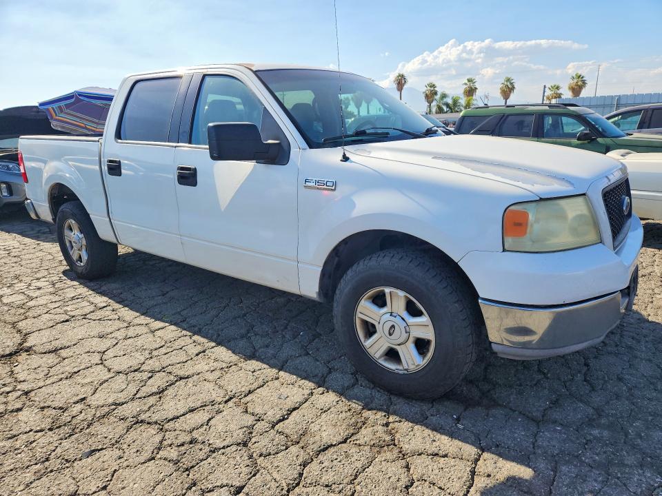 Photo 4 from auction – 2004 FORD F150 with VIN 1FTRW12W74KC81009