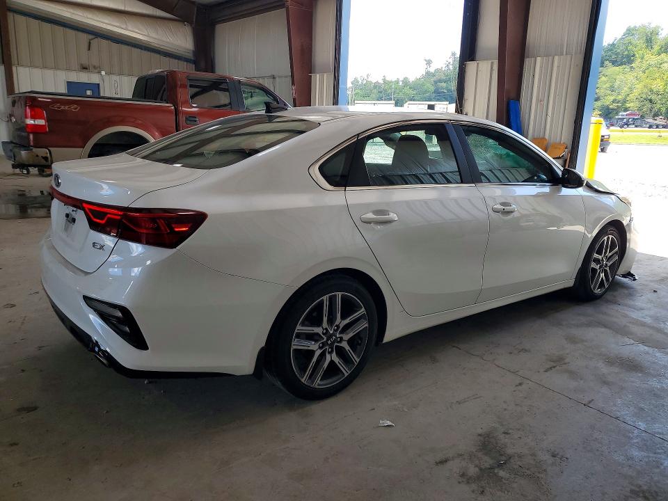 Photo 3 from auction – 2019 KIA FORTE with VIN 3KPF54AD5KE035227
