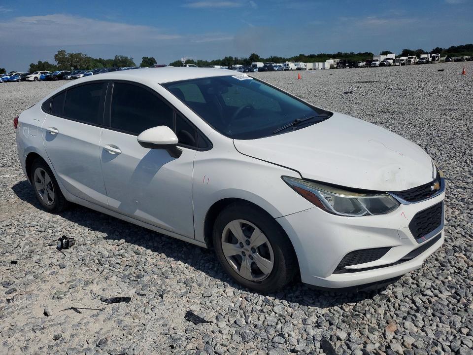 Photo 4 from auction – 2017 CHEVROLET CRUZE with VIN 1G1BC5SM8H7101134