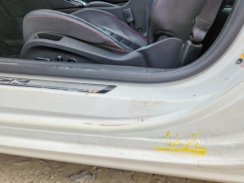 Photo 12 from auction – 2019 BUICK CASCADA with VIN W04WJ3N55KG304765