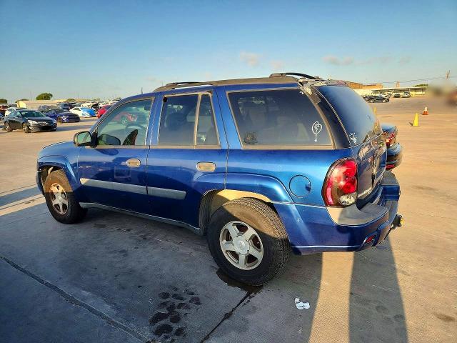 Photo 2 from auction – 2005 CHEVROLET TRAILBLAZER with VIN 1GNDS13S052343702