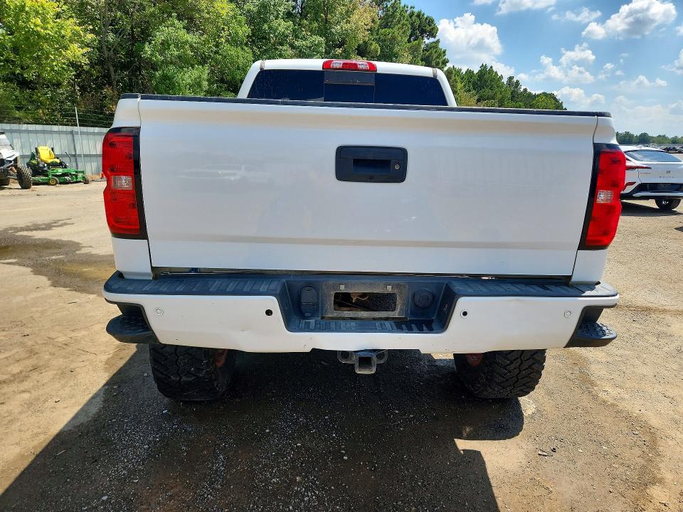 Снимка 6 от търг – 2018 CHEVROLET SILVERADO с VIN 3GCUKREC2JG395265