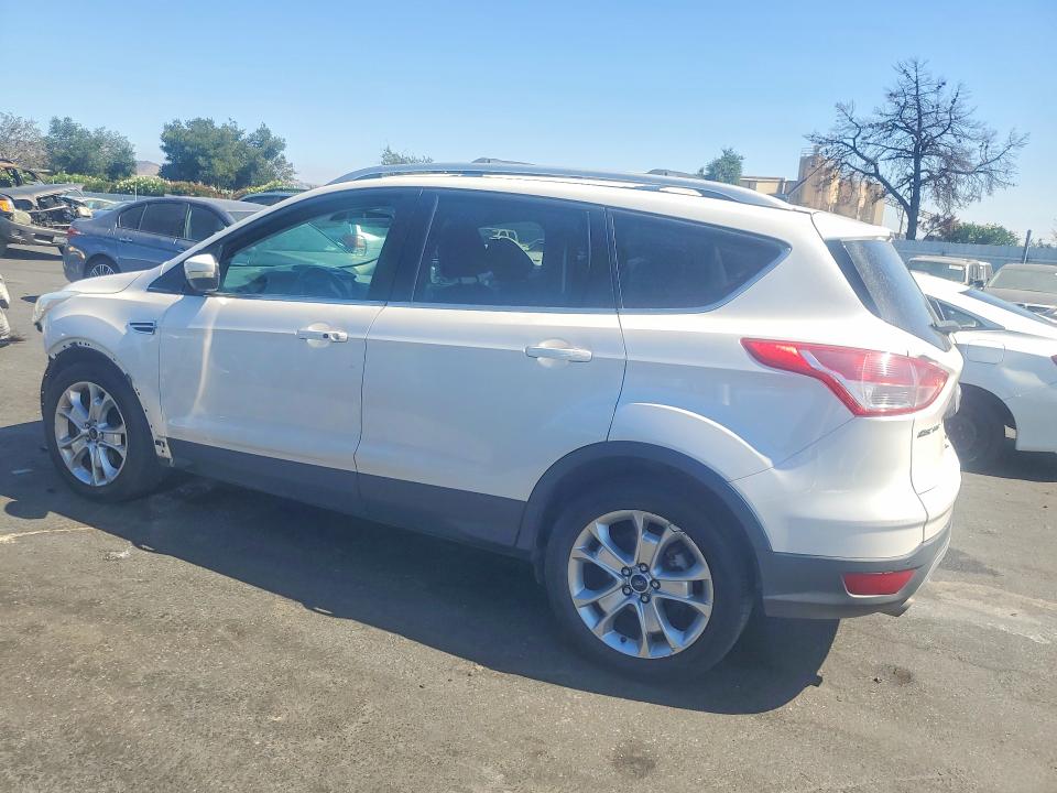 Фото 2 с аукциона – 2016 FORD ESCAPE с VIN 1FMCU0J99GUC00291