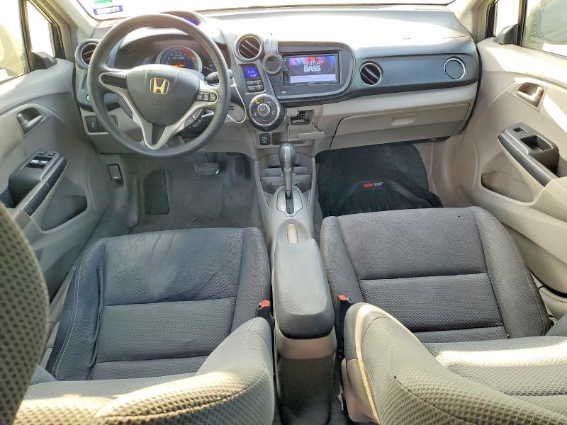 Photo 8 from auction – 2011 HONDA INSIGHT with VIN JHMZE2H50BS006374