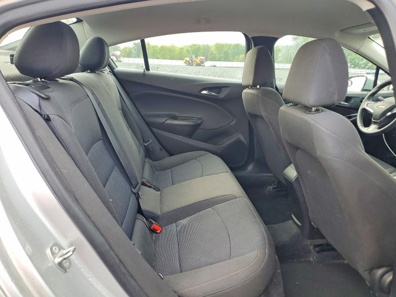 Photo 10 from auction – 2018 CHEVROLET CRUZE with VIN 1G1BC5SM6J7221469