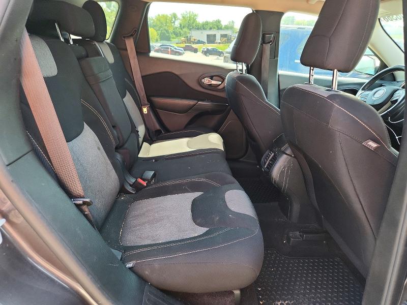 Photo 11 from auction – 2016 JEEP CHEROKEE with VIN 1C4PJMAB3GW301243