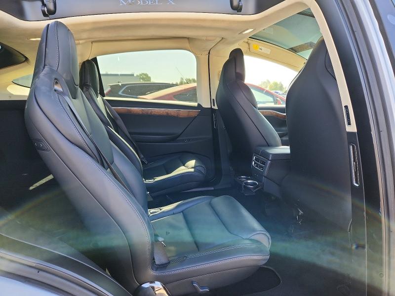 Photo 10 from auction – 2017 TESLA MODEL X with VIN 5YJXCBE23HF058046