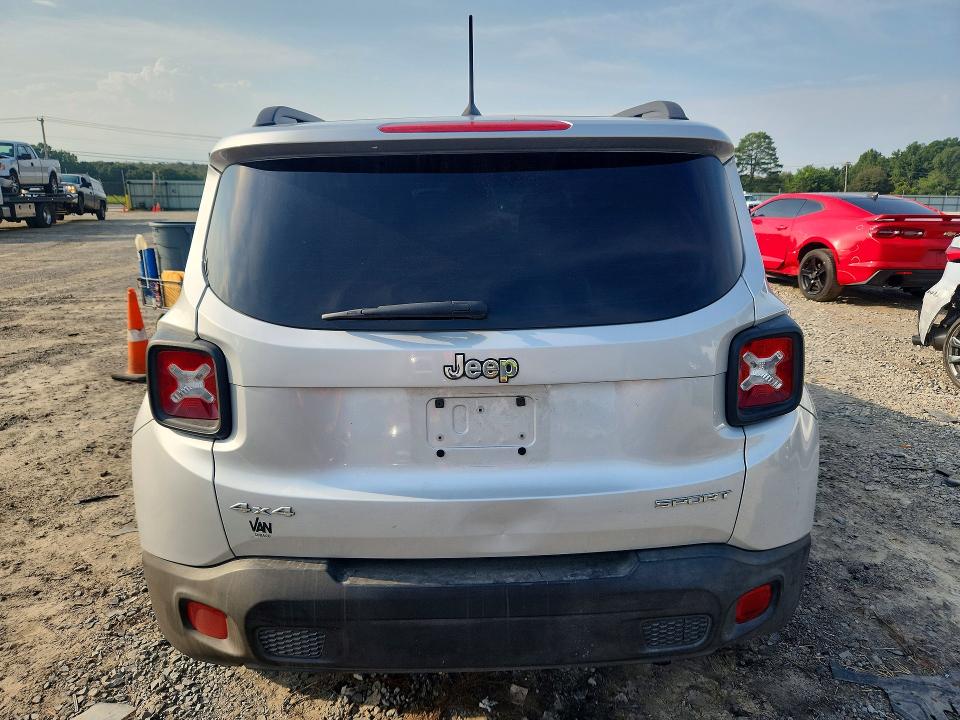 Foto 6 de la subasta – 2017 JEEP RENEGADE con VIN ZACCJBAB2HPE67223