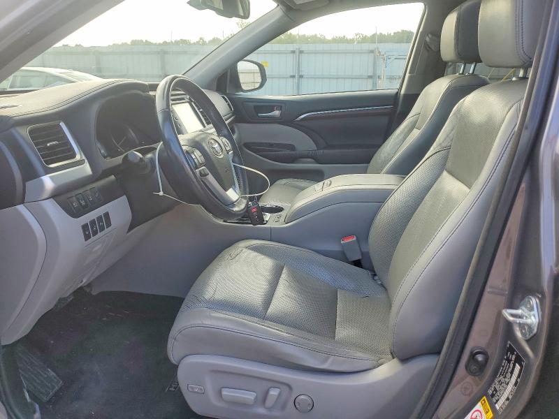 Снимка 7 от търг – 2016 TOYOTA HIGHLANDER с VIN 5TDYKRFH4GS147864