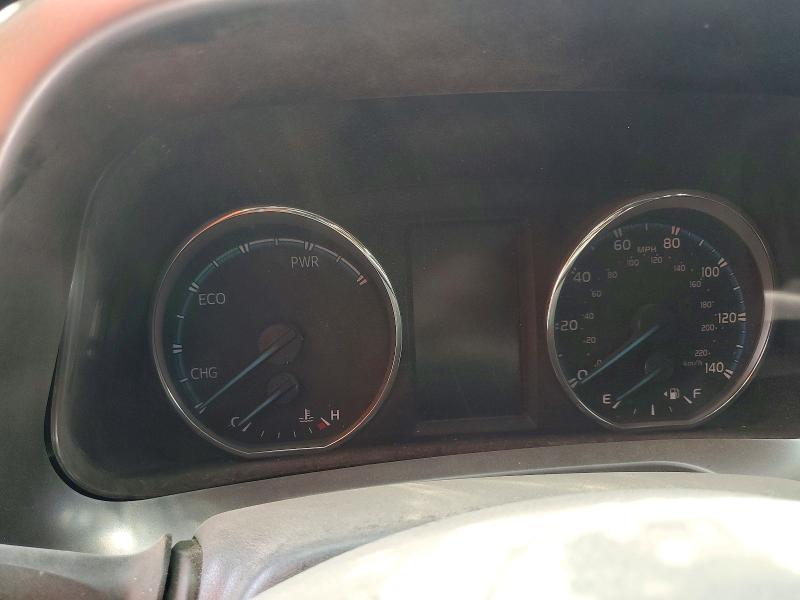 Photo 9 from auction – 2018 TOYOTA RAV4 HV with VIN JTMJJREV0JD223420