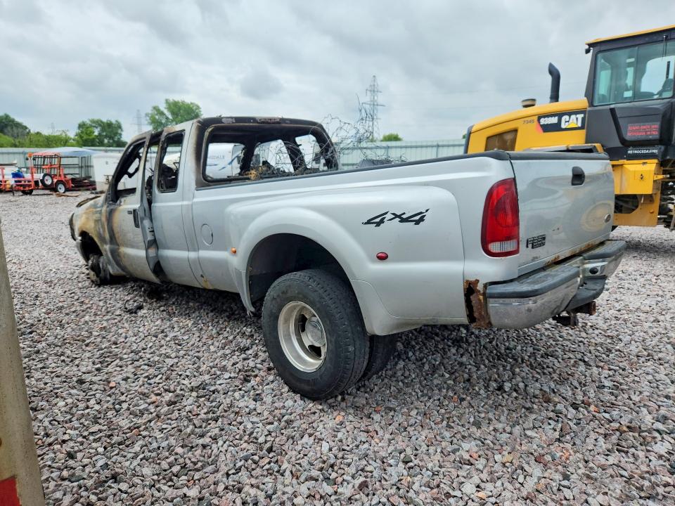 Photo 2 from auction – 2004 FORD F350 with VIN 1FTWX33S94ED44536