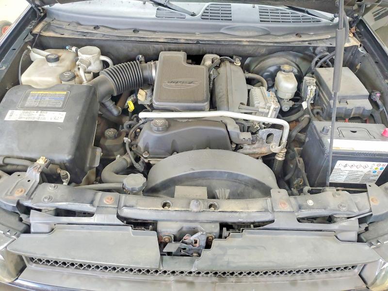 Photo 12 from auction – 2005 CHEVROLET TRAILBLAZER with VIN 1GNDT13S852190810