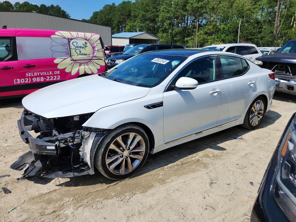 KIA OPTIMA 2015 with VIN 5XXGR4A67FG443963 - Photo from auction
