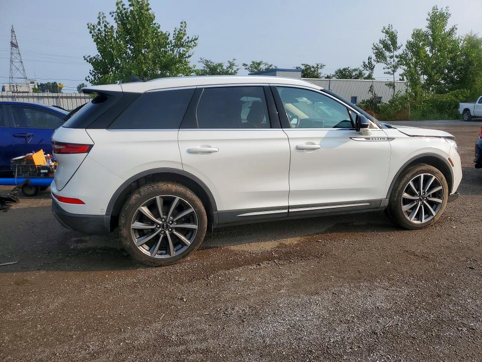 Photo 3 from auction – 2020 LINCOLN CORSAIR with VIN 5LMCJ2DH8LUL21859