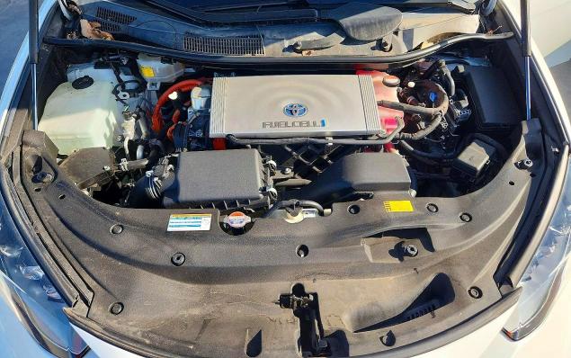 Photo 11 from auction – 2018 TOYOTA MIRAI with VIN JTDBVRBD9JA004588