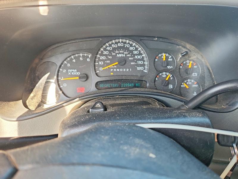 Снимка 9 от търг – 2006 CHEVROLET SILVERADO с VIN 2GCEC13VX61217126