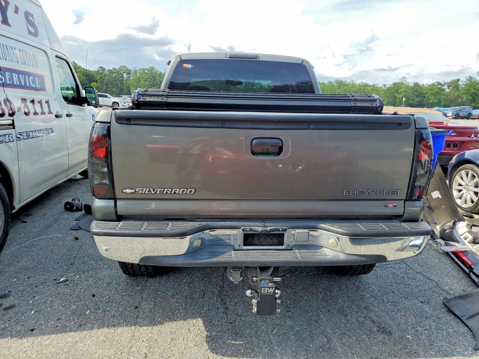 Photo 6 from auction – 2001 CHEVROLET SILVERADO with VIN 2GCEK19T011389151