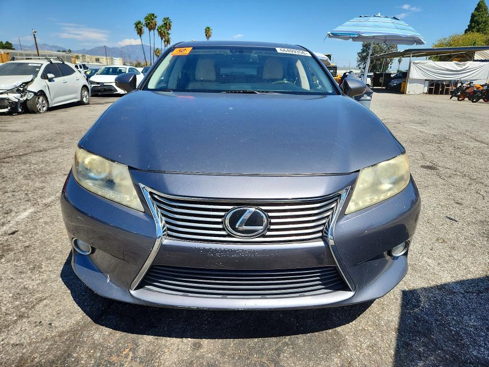 Photo 5 from auction – 2013 LEXUS ES with VIN JTHBK1GG9D2003239