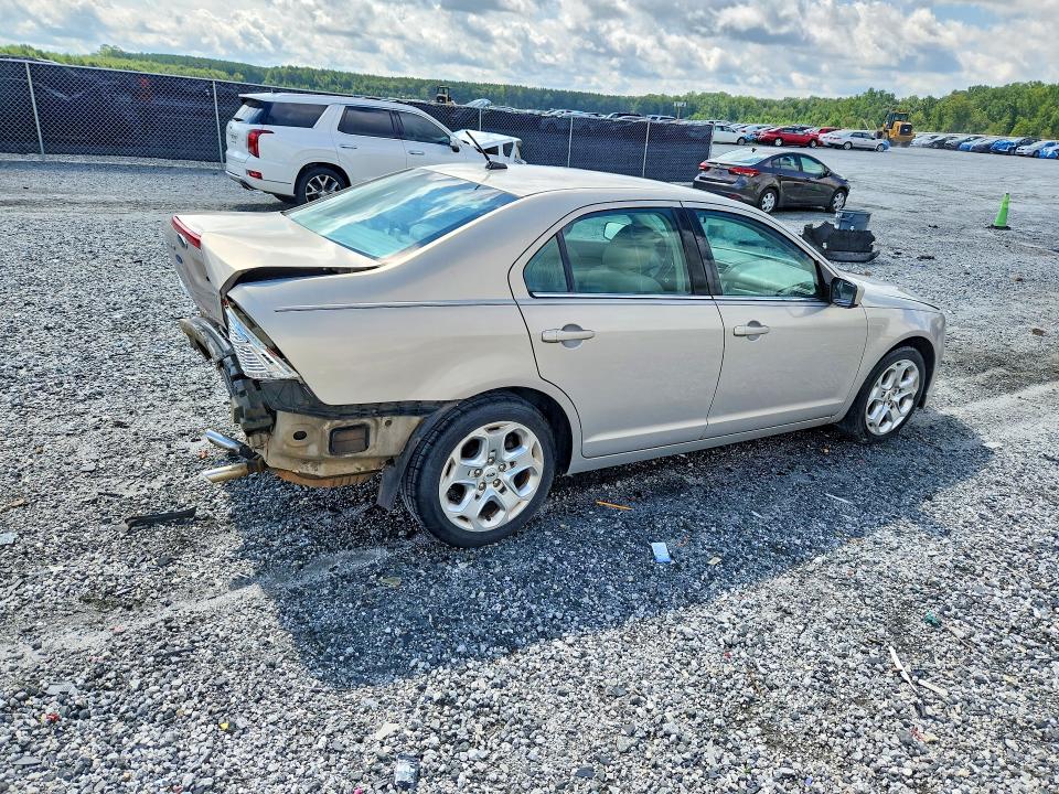 Photo 3 from auction – 2010 FORD FUSION with VIN 3FAHP0HA4AR157551
