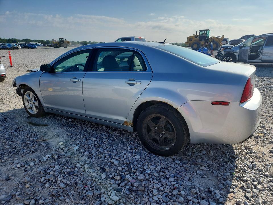 Photo 2 from auction – 2011 CHEVROLET MALIBU with VIN 1G1ZB5E1XBF198398