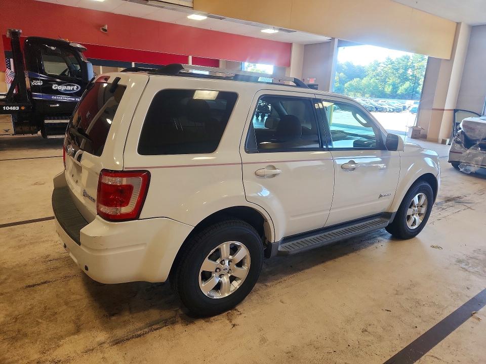 Photo 3 from auction – 2009 FORD ESCAPE with VIN 1FMCU59309KC14396
