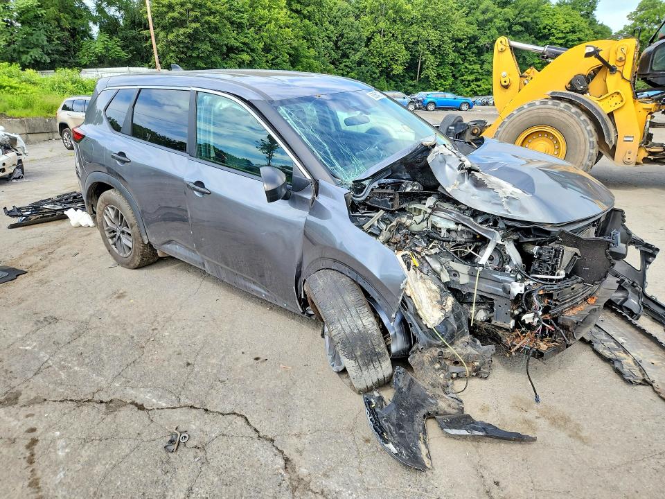 Photo 4 from auction – 2023 NISSAN ROGUE with VIN 5N1BT3AB8PC802964