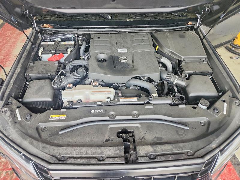 Photo 12 from auction – 2024 LEXUS GX 550 with VIN JTJTBCDX9R5032684