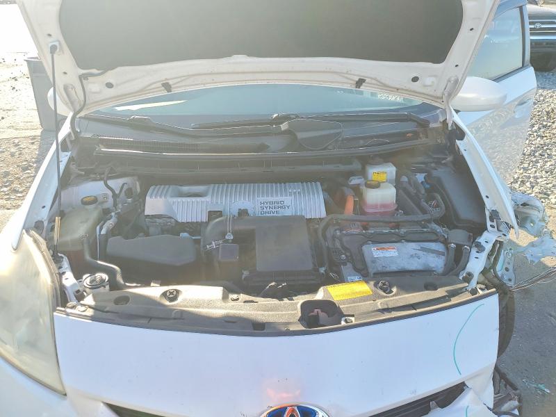 Photo 11 from auction – 2013 TOYOTA PRIUS with VIN JTDKN3DU5D5596045