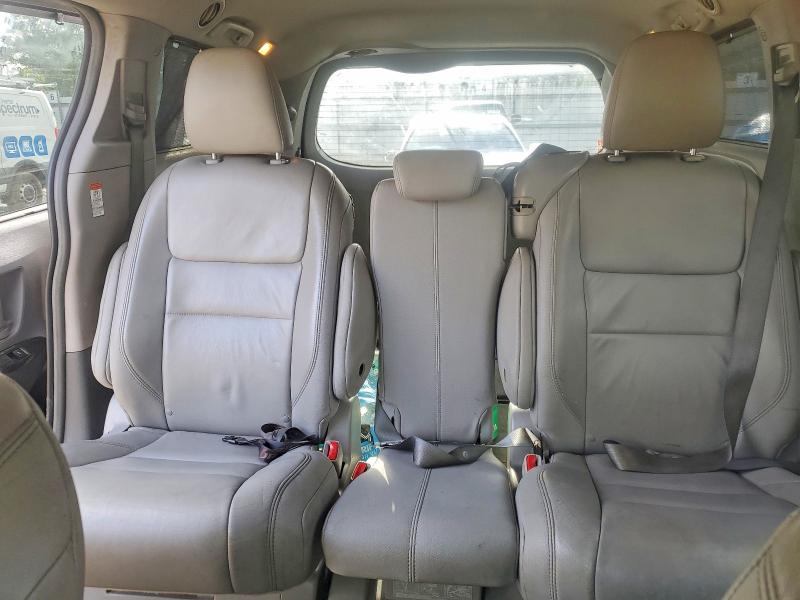 Photo 10 from auction – 2015 TOYOTA SIENNA with VIN 5TDYK3DC3FS572091