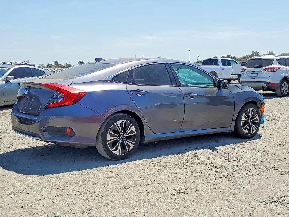 Photo 3 from auction – 2019 HONDA CIVIC with VIN 19XFC1F39KE212771