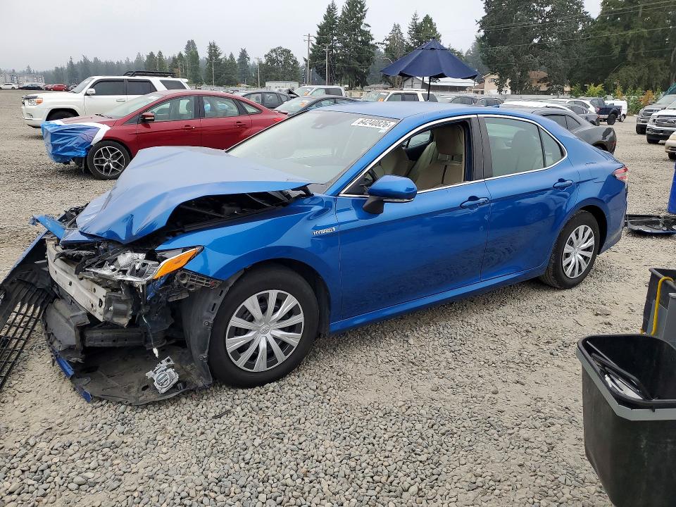 TOYOTA CAMRY 2020 с VIN 4T1L31AK6LU010650 - Снимка от търг