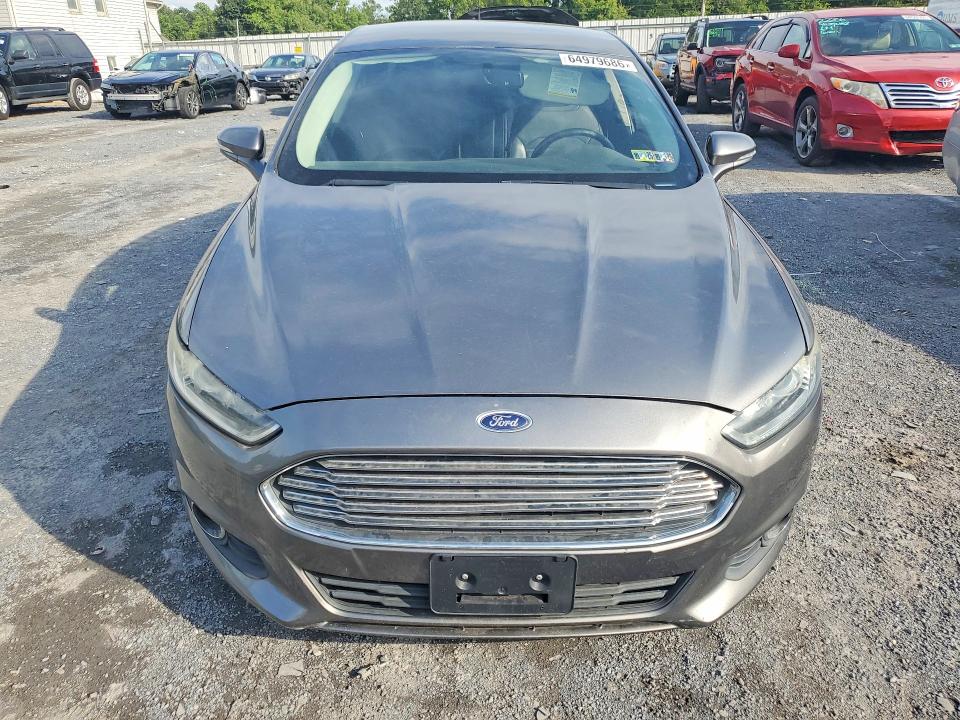 Photo 5 from auction – 2013 FORD FUSION with VIN 3FA6P0H9XDR157913