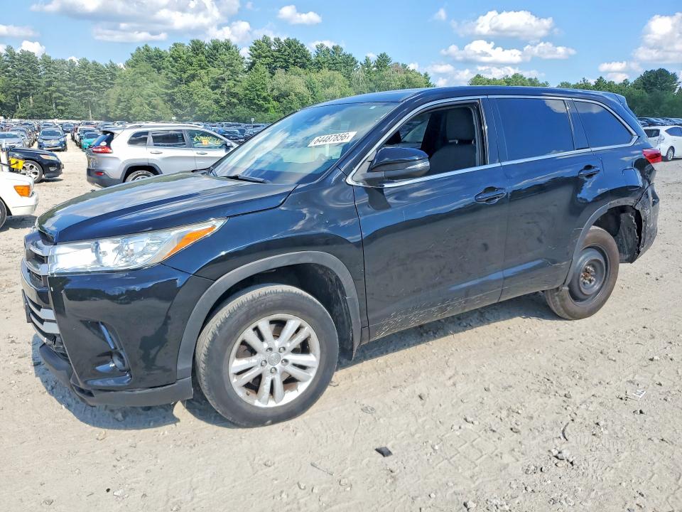 TOYOTA HIGHLANDER 2018 with VIN 5TDBZRFH0JS911458 - Photo from auction