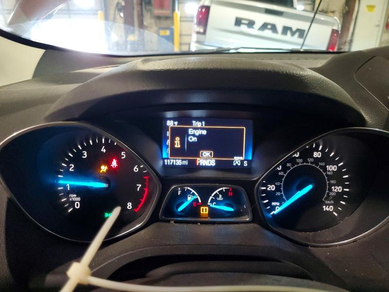 Photo 9 from auction – 2017 FORD ESCAPE with VIN 1FMCU9J92HUB27349