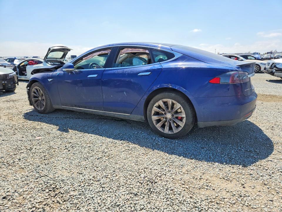 Photo 2 from auction – 2016 TESLA MODEL S with VIN 5YJSA1E44GF134304