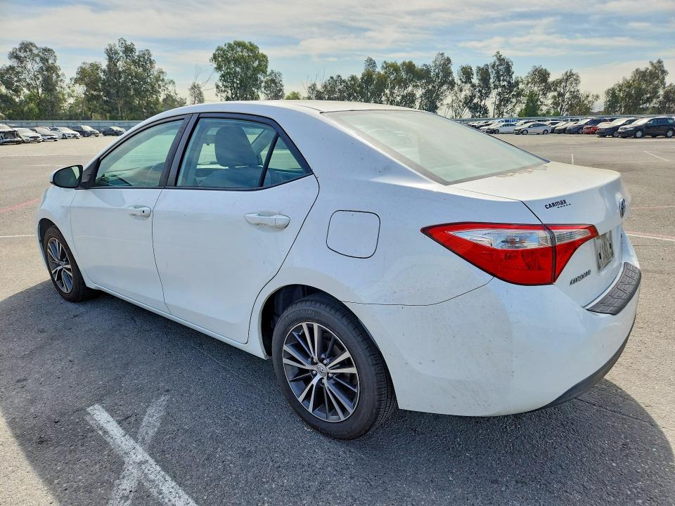 Photo 2 from auction – 2016 TOYOTA COROLLA with VIN 5YFBURHE5GP366201