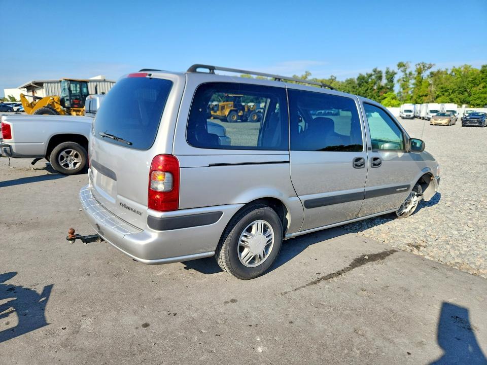 Photo 3 from auction – 2004 CHEVROLET VENTURE with VIN 1GNDX03E94D197227