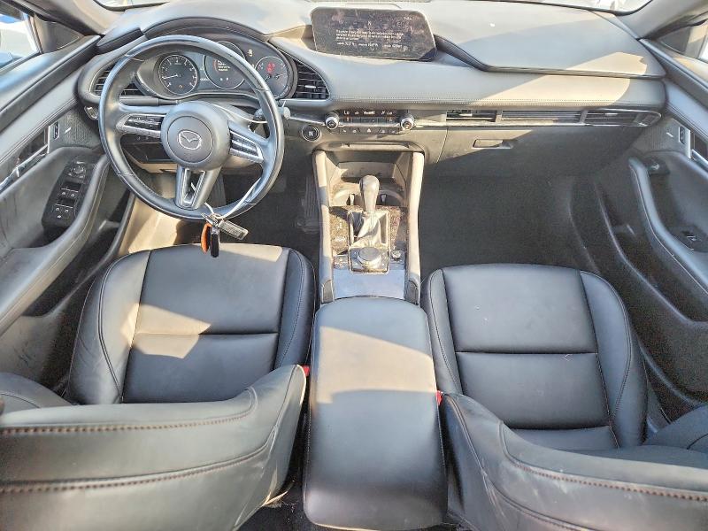 Photo 8 from auction – 2020 MAZDA 3 with VIN JM1BPAMM8L1163923