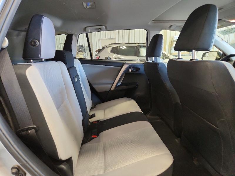 Снимка 11 от търг – 2017 TOYOTA RAV4 HYBRID с VIN JTMRJREV8HD119738