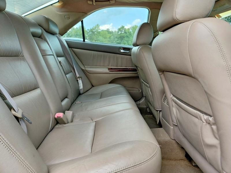 Photo 10 from auction – 2004 TOYOTA CAMRY with VIN 4T1BF30K74U574146