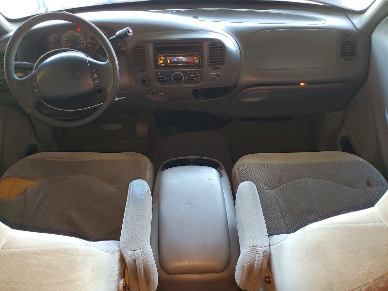Photo 8 from auction – 2000 FORD F150 with VIN 2FTPX18L3YCA19421