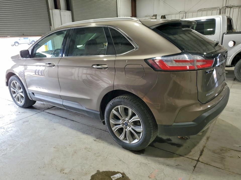 Photo 2 from auction – 2019 FORD EDGE with VIN 2FMPK4K94KBC21044