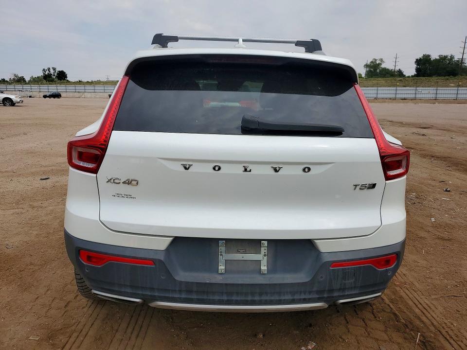 صورة رقم 6 من المزاد - 2019 VOLVO XC40 مع VIN YV4162UL7K2057237