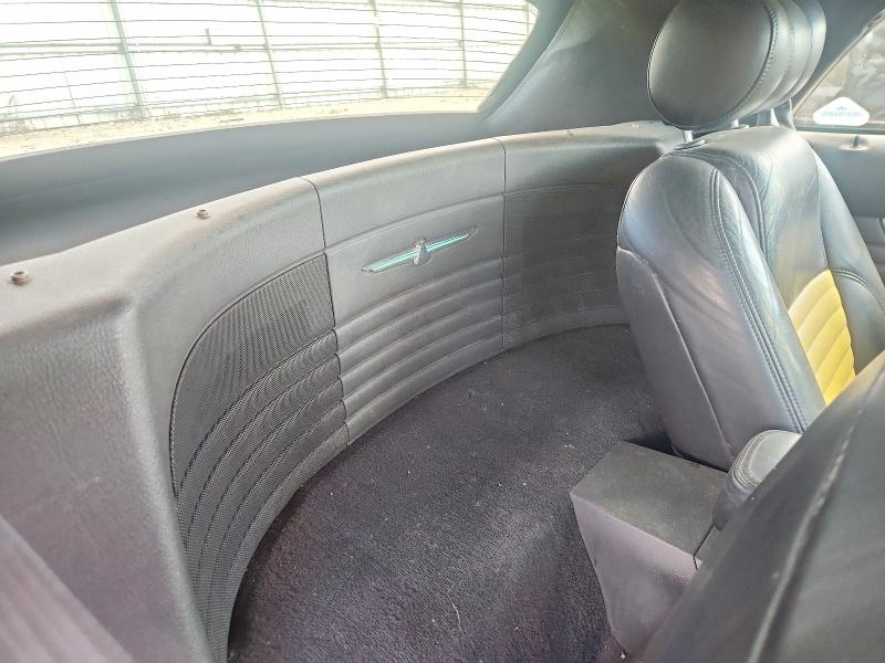 Photo 10 from auction – 2002 FORD THUNDERBIRD with VIN 1FAHP60A52Y108473