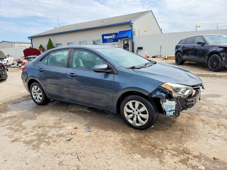 Photo 4 from auction – 2015 TOYOTA COROLLA with VIN 2T1BURHE0FC239757