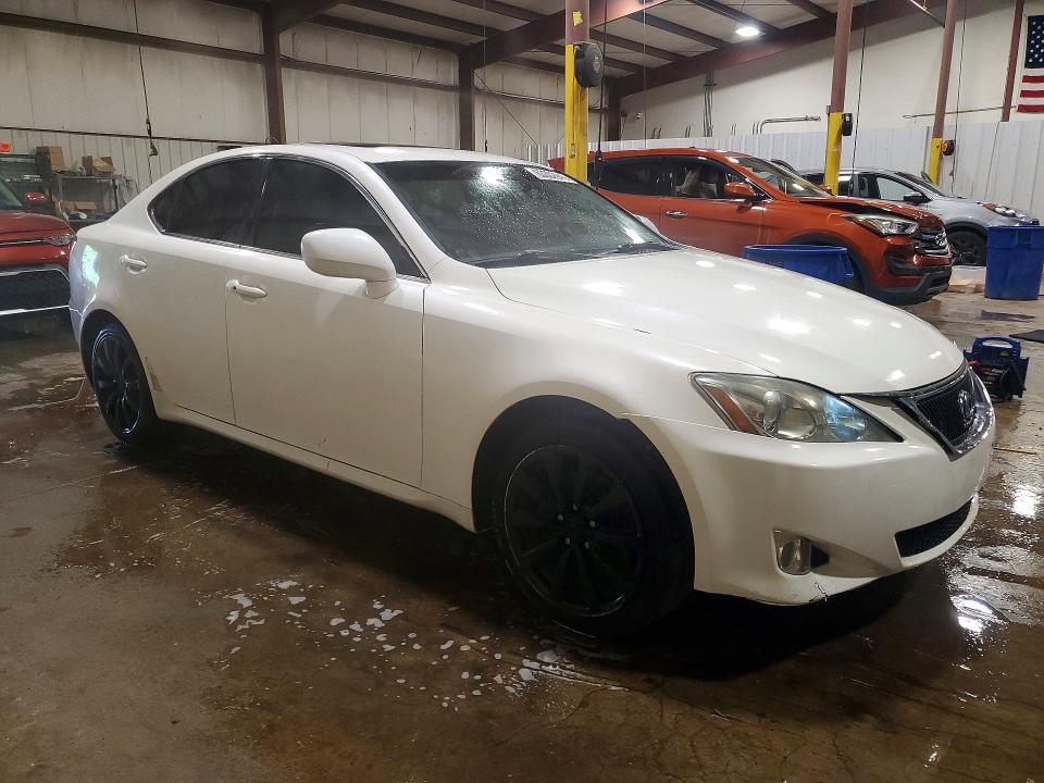 Photo 4 from auction – 2006 LEXUS IS with VIN JTHCK262262005336