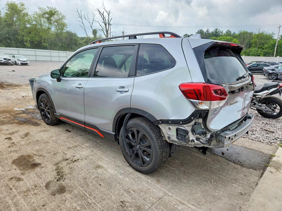 Photo 2 from auction – 2019 SUBARU FORESTER with VIN JF2SKAPC0KH416791