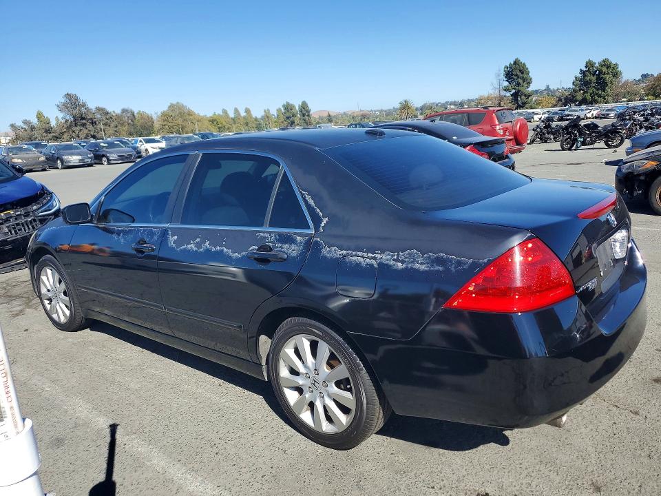 Photo 2 from auction – 2007 HONDA ACCORD with VIN 1HGCM665X7A046769