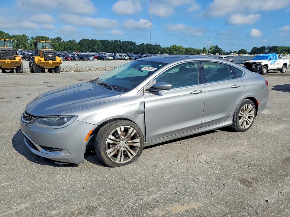 CHRYSLER 200 2015 with VIN 1C3CCCAB2FN543372 - Photo from auction
