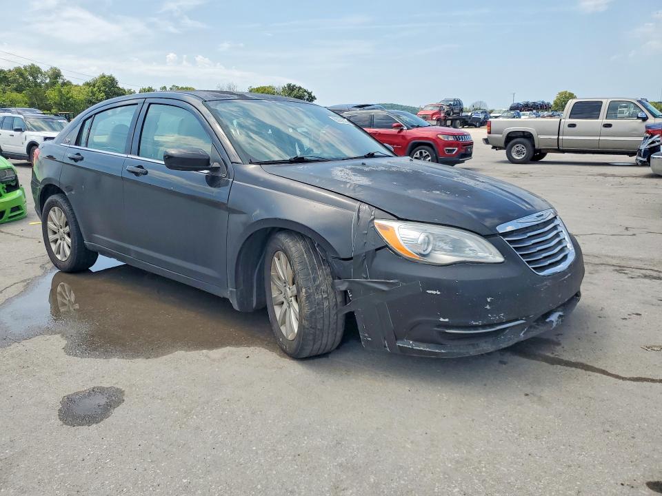 Zdjęcie 4 z aukcji – 2013 CHRYSLER 200 z VIN 1C3CCBBB1DN595940